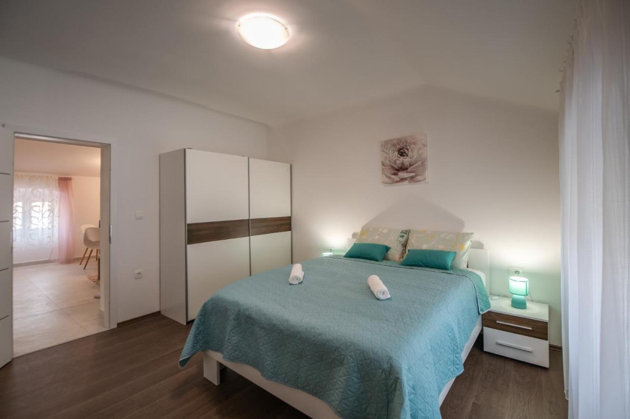 Antique Center Apartment Pula